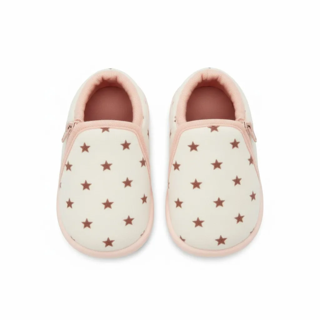 Star Print Indoor Slippers – Top View Top view of girls indoor slippers featuring star print pattern