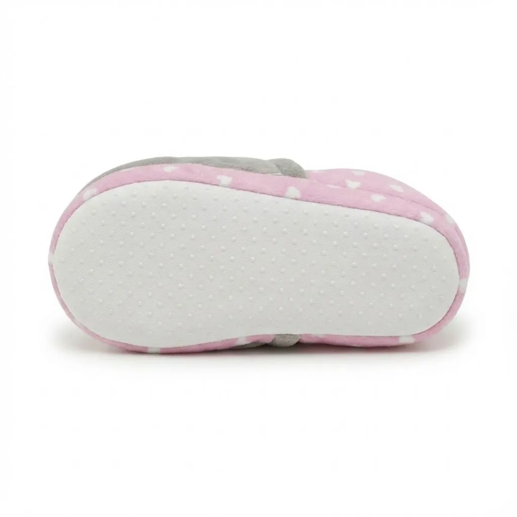 Heart Pattern Girls Plush Indoor Slippers – Non-Slip Sole Non-slip sole of heart pattern girls plush indoor slippers for indoor use