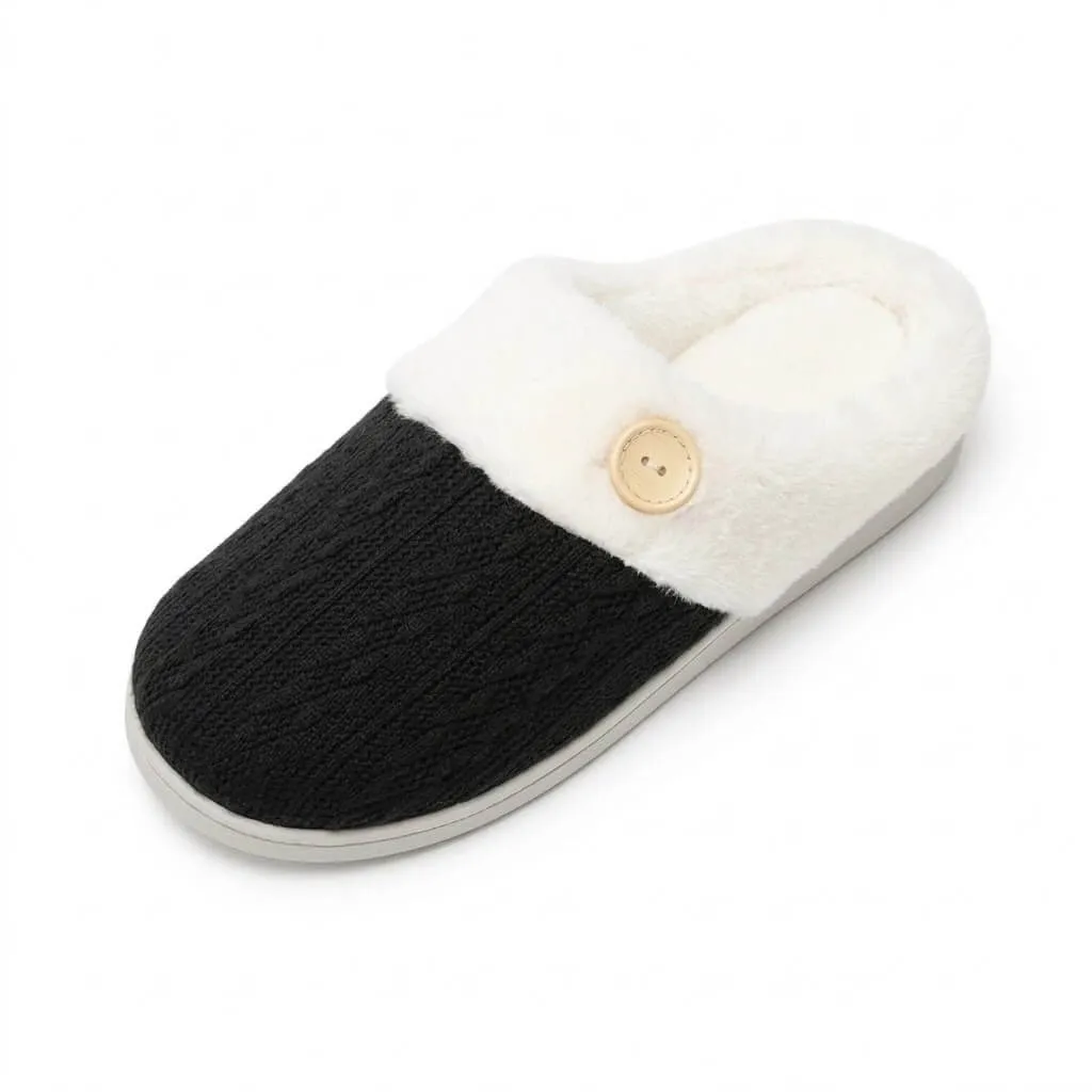 Black Cable Knit Slippers Side View – UT-WS1006 side view of black cable knit fleece lined slippers cable knit slippers