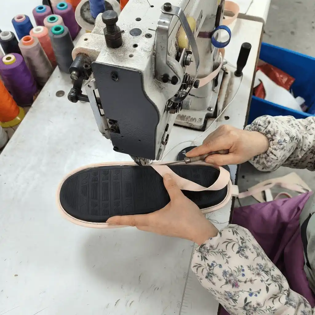 Why Welt-Stitched Construction is the Gold Standard for High-End Indoor Slippers
