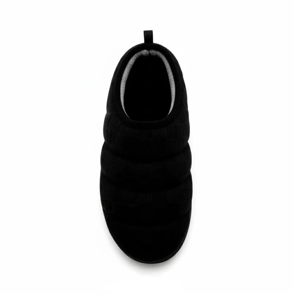 Black Heel Opening Detail – UT-MS1006 heel opening black slippers Quilted Knit Scuff Slippers